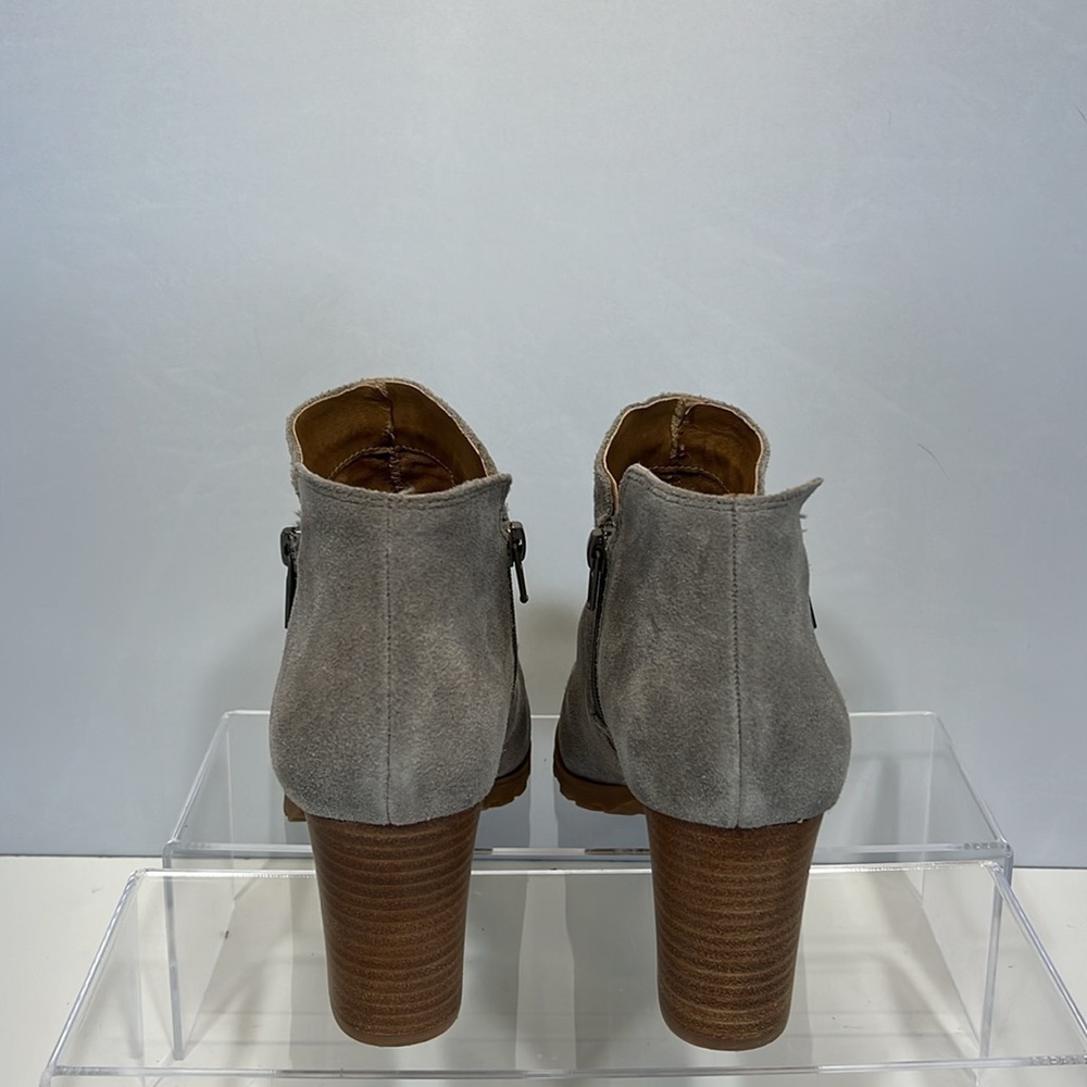 Lucky Brand Noryn Boot Womens US 9 Eu 40 Gray Suede Side Zip - Picture 5 of 15